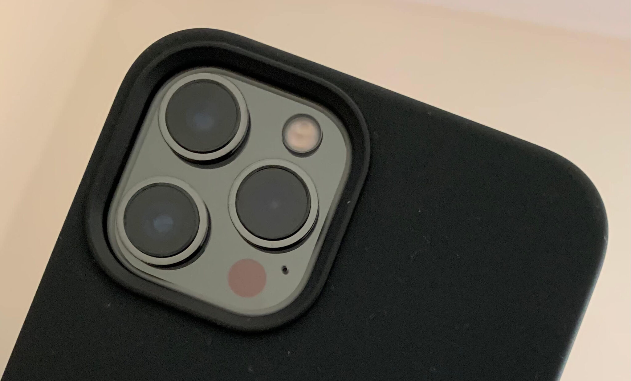 Phone Camera Inlecture Image How to Take Better Images on Your Smartphone – Global Investigative ...