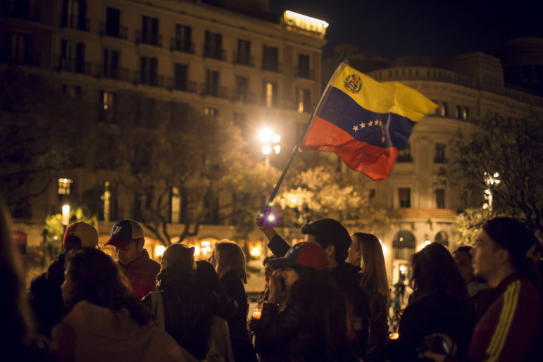 Protest against violence by the Venezuelan government, 2017