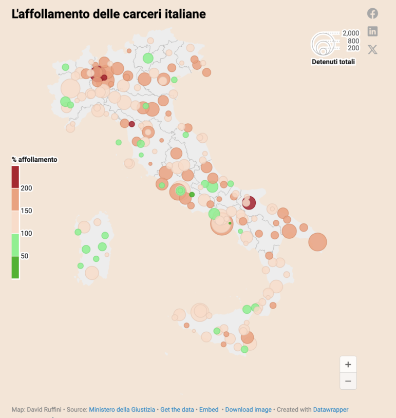 Il Sole 24 Ore mapping Italy's overcrowded prisons
