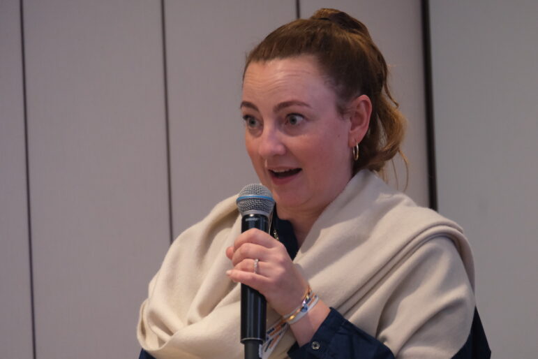 Sylke Gruhnwald, Swiss freelance journalist