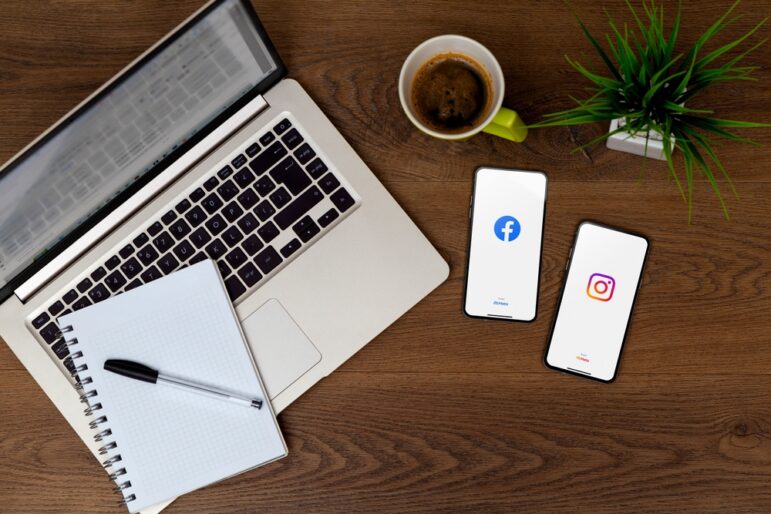 Arbiter, monitor social media posts